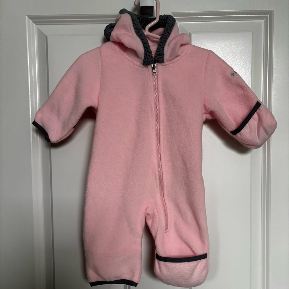 COLUMBIA Infant Fleece Snowsuit. Pink with Gray Trim. Size 0-3 Months. - Picture 12 of 12